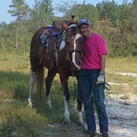 Meet your Posher, Beth - Picture 1 of 1